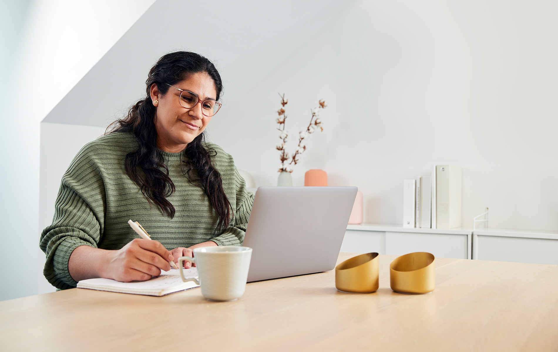 Women working on the laptop